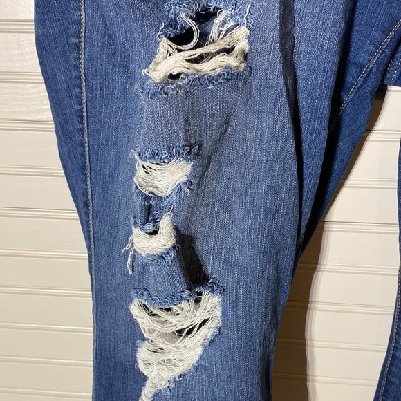 Torrid Premium Bombshell Skinny Destructed Jean Size 22 - Picture 3 of 9